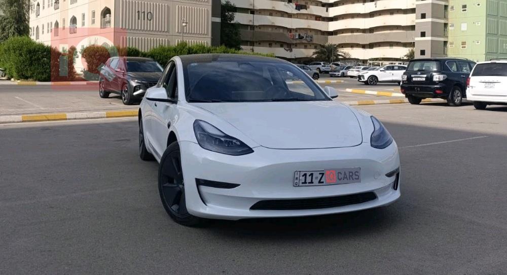 تێسلا مۆدێل 3